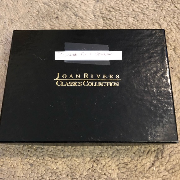 Joan Rivers “Dearest” Pin & Earring Set - Picture 2 of 4